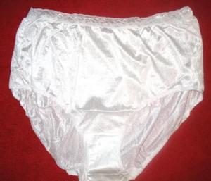 JMS - JUST MY SIZE - NEW - 11 - WHITE - 100% NYLON PANTY BRIEF - Picture 1 of 2