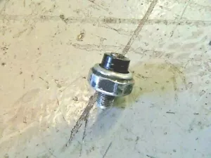 #* 04 05 GSXR600 GSXR 600 Oil Pressure Switch Sensor Gauge Motor Engine ** 2004 - Picture 1 of 3