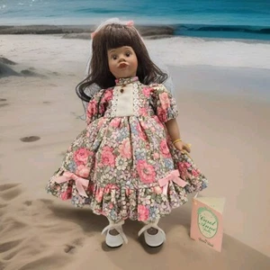 Goebel Carol Anne Porzellanpuppe 1993 Afroamerikaner Geburtsstein Topas 9 Zoll - Bild 1 von 12