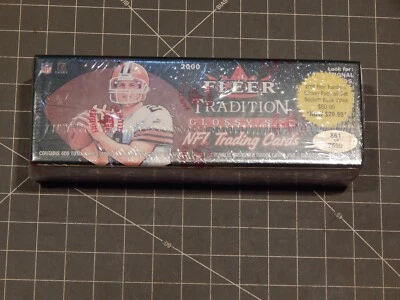 2000 Fleer Tradition Glossy Set Football Box NFL Cards Brady Rookie #861 /7500 - Image 1 of 4