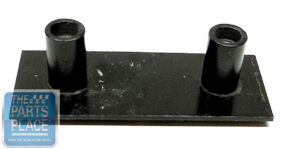 1978-87 Buick Regal / GN / GNX With V6 Body Trans Support Retainer - GM 375726 - Image 1 of 1