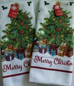 NWT 2PC SET MERRY CHRISTMAS GREEN TREE KITCHEN DISH HAND TOWEL DECOR HOLIDAY - Picture 1 of 7