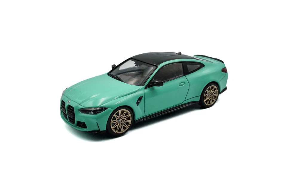 BMW M4 Competition Mint Green 2023 - Photo 1/1