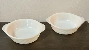 Fire-King Anchor Hocking Milk Glass Swirl Small Casserole Baking Dish 2 Set Vtg - Picture 1 of 11