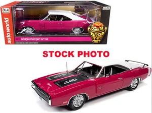 Auto World 1:18 1970 Dodge Charger R/T SE 440 Class of '70 50th Anniv. AMM1215 - Picture 1 of 24