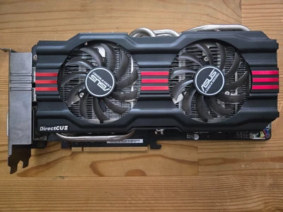 Asus GTX 770 DirectCU II OC 2GB GDDR5 DP HDMI DVI-I DVI-D PCIe 3.0x16 Video Card - Image 1 of 4