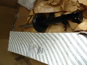 52105239 REAR LEFT Shock Absorber for Fiat 500X 2014- - Picture 1 of 2