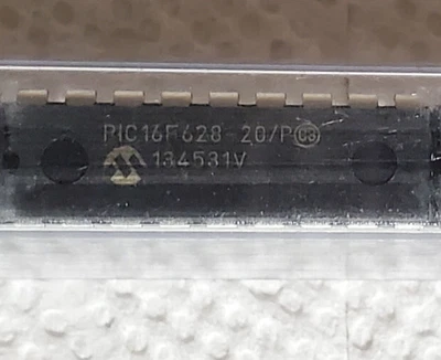 Microchip Tech PIC16F628-20/P IC Microcontroller MCU - Image 1 of 2