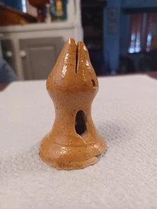 Pastel de cerámica de terracota de gres Dakota pájaro 2,75"  - Imagen 1 de 6