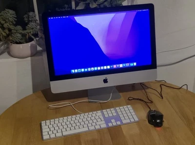 Apple iMac A1418 2017 21.5" 4K Retina i5-7400@3.0GHz 8GB DDR4 1TB Hdd Radeon 2Gb - Image 1 of 4