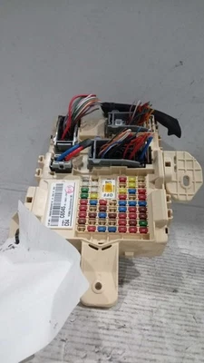 Used Ignition Control Module fits: 2019 Kia Sorento Body Control BCM center dash - Image 1 of 4