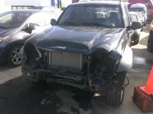 Limpiador de aire 3,7 L se adapta al 04-07 LIBERTY 137144 - Imagen 1 de 3