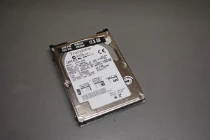 IBM DJSA-220 05K9223 221655-001 12.07 GB 4200 RPM IDE Hard Drive FREE SHIP - Picture 1 of 3