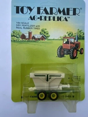 Toy Farmer AG-Replica 1/64 Scale Dry Fertilizer w/Real Rubber Tires #657 NOS  - Image 1 of 4