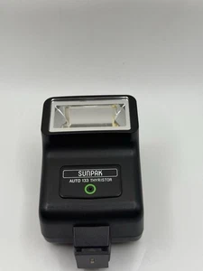 Flash tiristore Sunpak Auto 133 testato funzionante con batterie ✔️✔️ - Foto 1 di 7