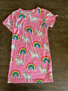 NO LABEL NIGHTGOWN S/S BRIGHTS RAINBOWS & UNICORNS PRINT 120 (5-6) GENTLY WORN - Picture 1 of 3