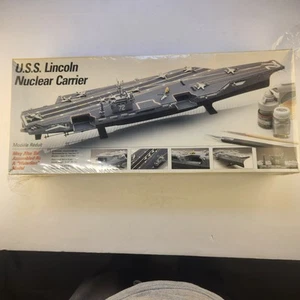 USS Lincoln Nuclear Carrier Testors Italeri 1/720 Scale Sealed Box - Picture 1 of 6