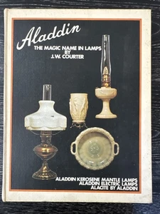Aladdin Magic Name in Lamps by JW Courter SIGNED & #’ered 1971 HC/Illust PO-VG++ - Foto 1 di 16