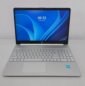 HP Laptop 15s-fq3002sl 15,6" FHD 128GB SSD Intel N4500 8GB RAM - Afbeelding 1 van 9