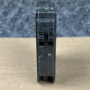 Disyuntor Square D QOT2020 20 Amp 1 Polo 120V con Gancho - Imagen 1 de 7