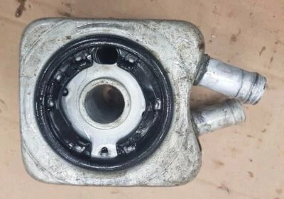 SEAT IBIZA 6J 2008-12 1.9 TDI PD BLS ENFRIADOR DE ACEITE DE MOTOR 028117021L Foto 1 de 4