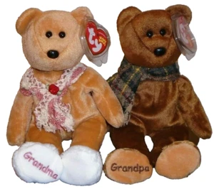 Ty Beanie Baby - GRAMS & GRAMPS the Grandparents Bears (Internet Exclusive) MWMT - Picture 1 of 17