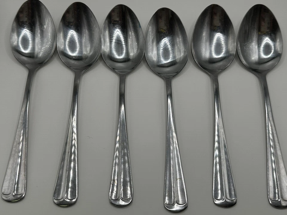 6 cucharas/mesa ovaladas de acero inoxidable International Silver GRAN ROYAL Foto 1 de 4