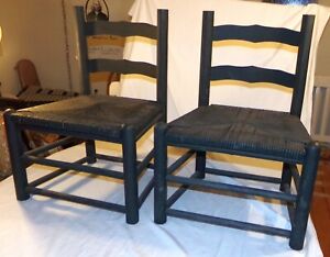 Vtg Wood Wooden Short Chairs Childs Childrens Sturdy Woven Seats 2 pcs Black