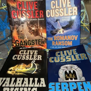Lot Of Four Clive Cussler Books - Bild 1 von 6