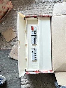 MK Sentry Split Load Consumer Unit. PLASTIC !! - Picture 1 of 3