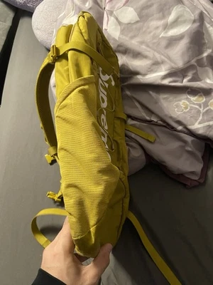 Mochila Supreme SS17 SUPER RARA verde ácido  Foto 1 de 4