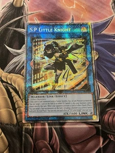 Yugioh! S:P Little Knight MP25-EN047 Starlight 2025 Mega Pack quasi nuovo - Foto 1 di 1