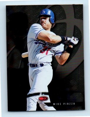 1998 Donruss Preferred #173 Mike Piazza Los Angeles Dodgers - Image 1 of 2