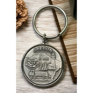 Vintage Oregon Souvenir Keychain Silver Tone Mt Hood Portland Rose Lighthouse - Picture 1 of 6