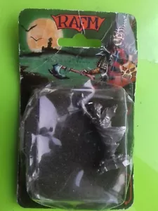 ¿Vampiro gótico? Blister de minitura de caballero no muerto RAFM - Imagen 1 de 1