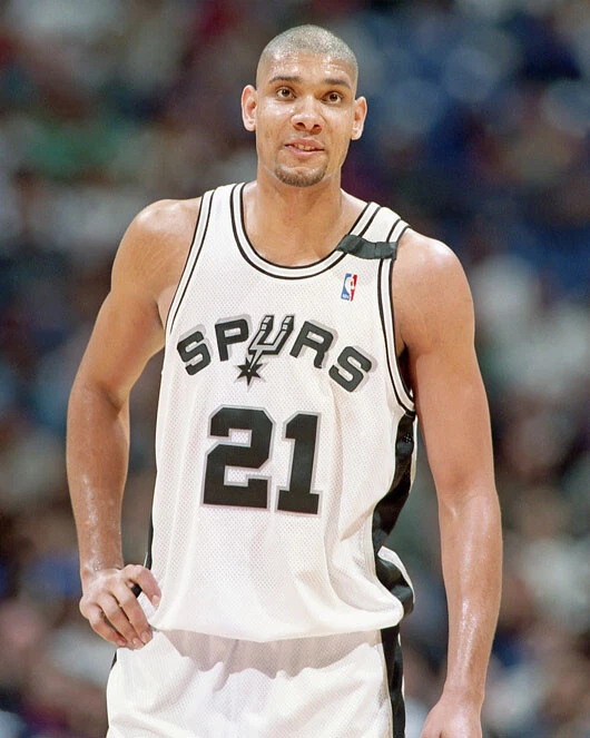 Póster impreso foto 8x10 brillante de los San Antonio Spurs de Tim Duncan de la NBA Foto 1 de 1