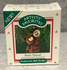 Hallmark 1987 Andenken Ornament Bärchen Special beflockt Teddy - Bild 1 von 2
