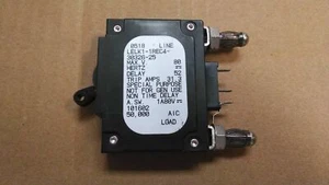 PLAZA A PRESIÓN AM1-Z647-25, 30 AMP disyuntor, monopolo - Imagen 1 de 1