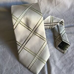Taylor & Wright 100% Silk Tie Green / Ivory / Gold