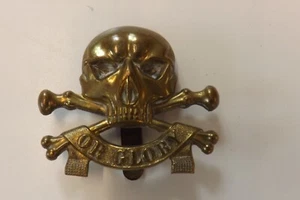 MILITÄR MÜTZENABZEICHEN 17./21. LANCERS REGIMENT 4,25 CM MAL 4,5 CM (170) - Bild 1 von 3