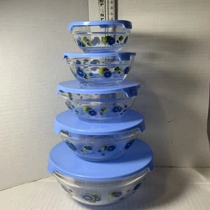 Vintage Set of 5 Stackable Glass Floral Design Bowls W/Lids! - Picture 1 of 6