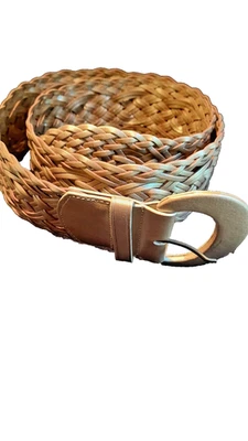 Cinturón de mujer Lauren Ralph Lauren tejido tono dorado grande usado Foto 1 de 4