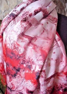 Womens Scarf Shawl 66 x 19 1/2 Oriental Scene Fringed Lined Chinese Red Print - Picture 1 of 8