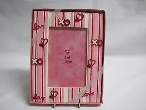 Photo Frame Love Hearts Hugs Kisses Holds 4 X 6 photo Heavy Frame Desk Top C24 - Picture 1 of 3