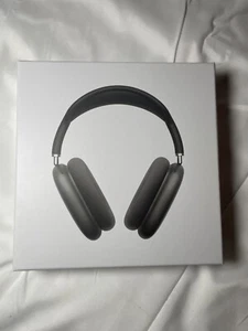 NEW IN BOX Bluetooth Headset with Protective Case (Black) - Picture 1 of 6
