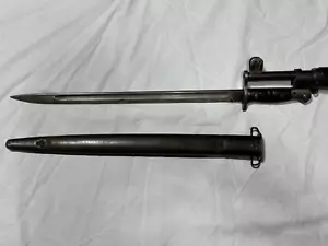 1917 W (Winchester) bayonet with scabbard with J-1 inspections mark - Picture 1 of 17