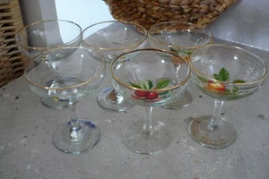 VINTAGE RETRO BABYCHAM & FRUIT PATTERN GLASSES X 6 - Picture 1 of 5