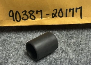 NEW GENUINE NOS YAMAHA 90387-20177 Brake Pedal Shaft Collar -No Packaging - Bild 1 von 3