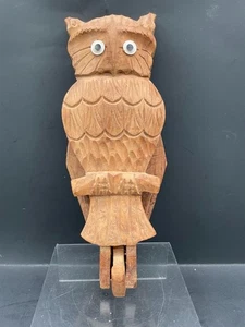 Gancio per gufo in legno intagliato con ali sparse gancio da parete gufo in legno - Foto 1 di 7