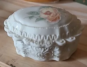Vintage Ivory Bisque Curio Trinket Box. Painted Peach colored Pansy on Lid - Picture 1 of 4